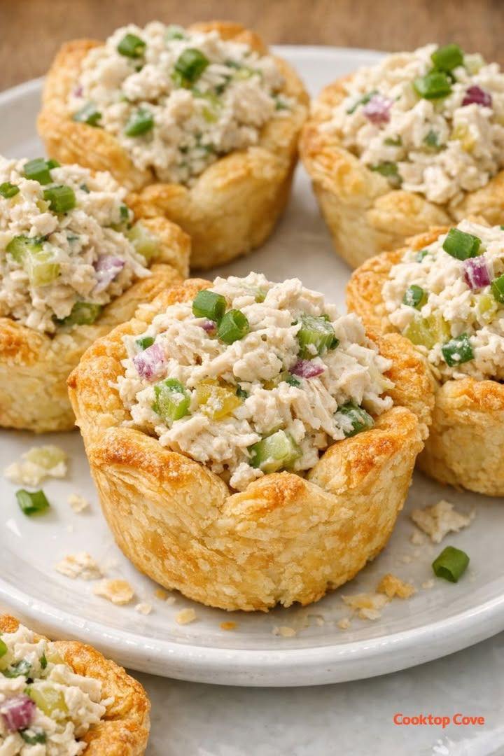 Mis damas de la iglesia me rogaron por esta receta en el brunch de primavera. Solo 4 ingredientes para hacer el bocado perfecto.