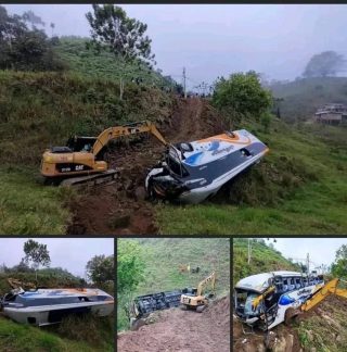 Accidente de tránsito esta tarde: Impactante choque entre un autobús y un vehículo particular deja varios heridos