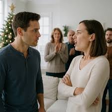 Mi esposa me pidió el divorcio el día de Navidad y su familia empezó a aplaudir… Pero lo que hice después los dejó PÁLIDOS…