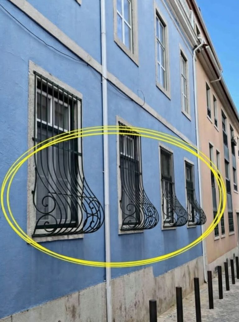 ¿Por qué algunas rejas de ventanas tienen una curva en la parte inferior?