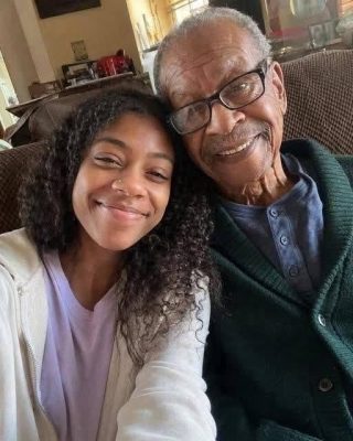 Mi abuelo me crió solo; después de su funeral, descubrí su mayor secreto