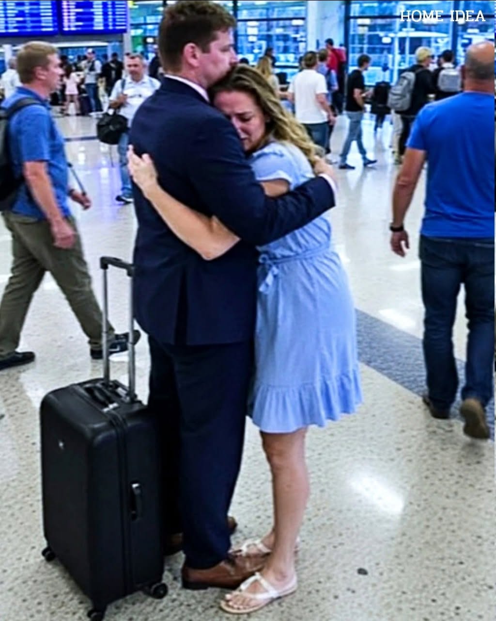 Lloré en los brazos de mi esposo en el aeropuerto mientras abordaba lo que él afirmaba que era una asignación de trabajo de dos años en Zurich.