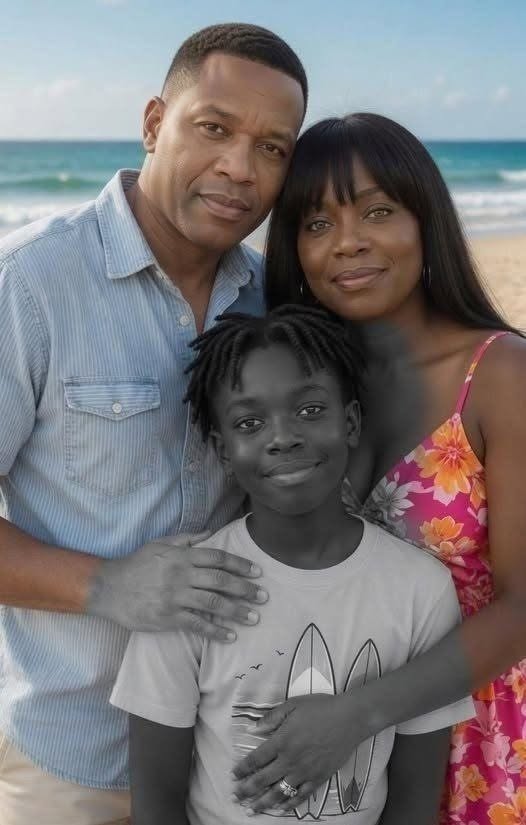 Mi hijo de 13 años falleció. Semanas después, su maestra me llamó y me dijo: “Señora, su hijo le dejó algo. Por favor, venga a la escuela de
