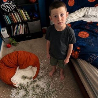 El puff de mi hijo se rompió y lo que cayó al piso terminó con mi matrimonio