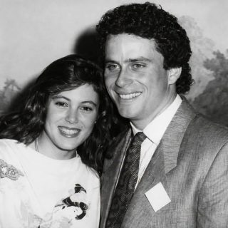 ¿Lo reconoces? Este joven de los 80 se convirtió en una estrella mundial años después – Recetas Caseras